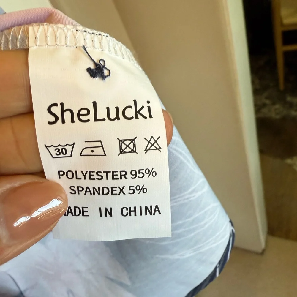 SheLucki Navy Floral Hawaiian Shirt NWT Size XXL